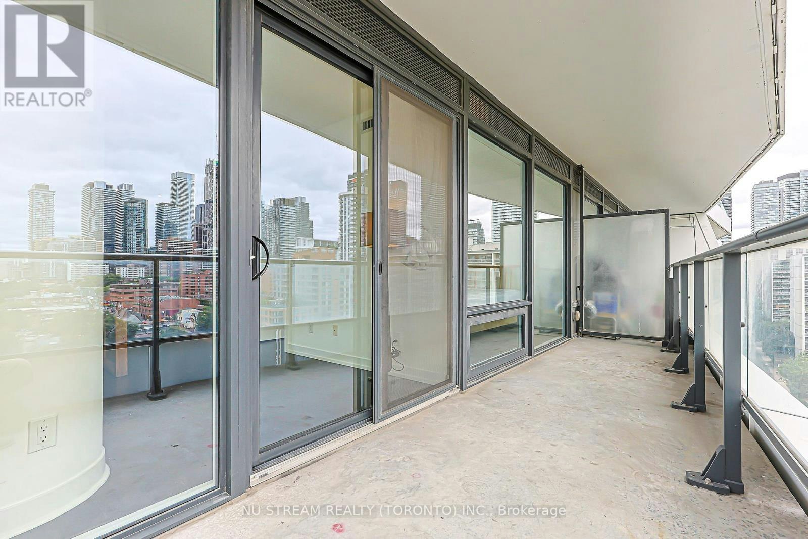1512-85 Wood Street, Toronto, ON, M4Y 0E8 - 34