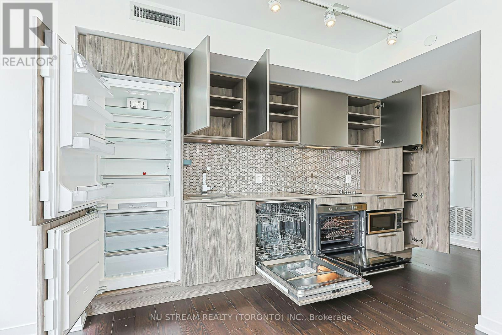 1512-85 Wood Street, Toronto, ON, M4Y 0E8 - 10
