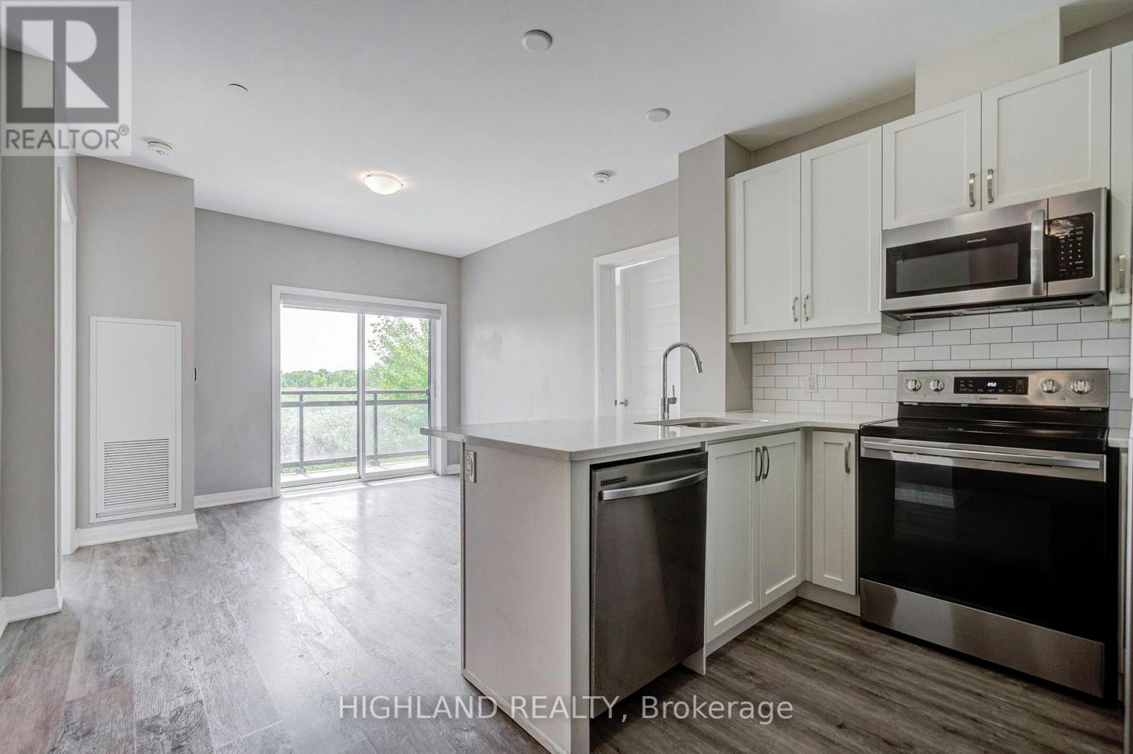 129-102 Grovewood Common, Oakville, ON, L6H 0X2 - 3