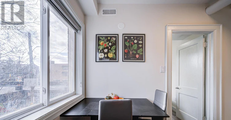 6-5 Sorauren Avenue, Toronto, ON, M6R 2C6 - 22