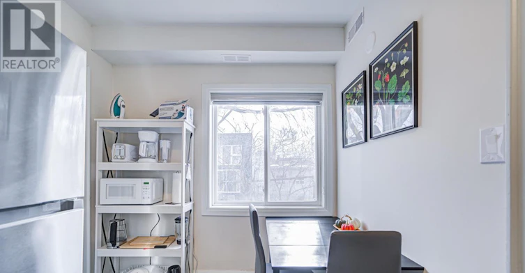 6-5 Sorauren Avenue, Toronto, ON, M6R 2C6 - 19