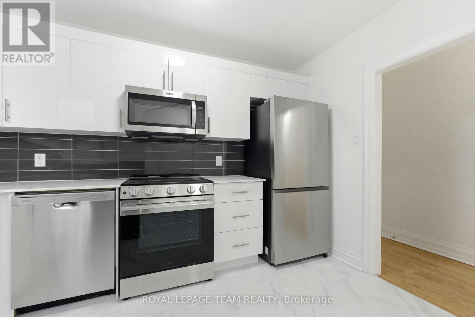 30-235 Cooper Street, Ottawa, ON, K2P 1L7 - 9