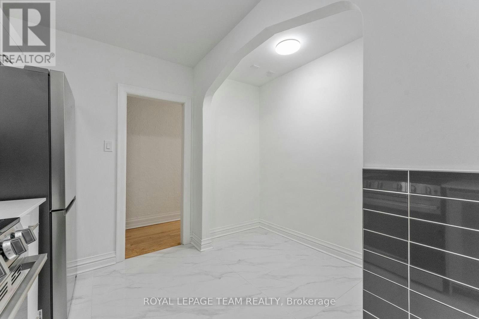 30-235 Cooper Street, Ottawa, ON, K2P 1L7 - 10