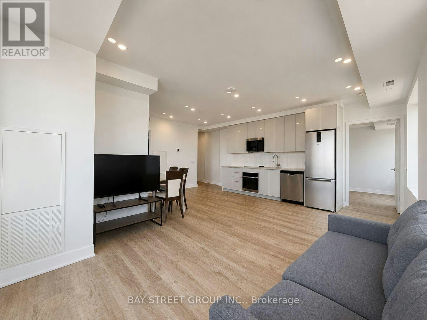 4607-2920 7 Highway, Vaughan, ON, L4K 0P4 - 4