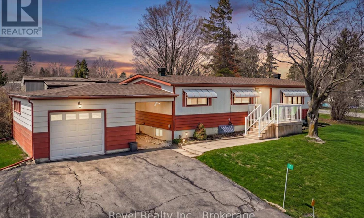 7 Macal Drive