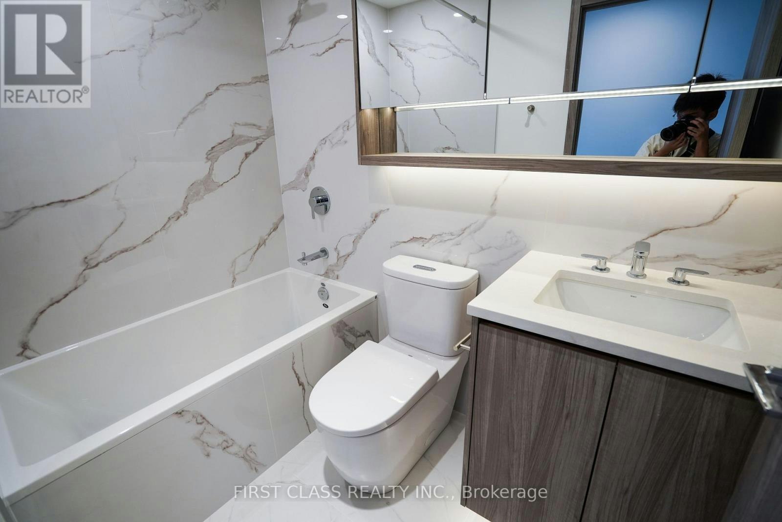 2216-68 Esther Shiner Boulevard, Toronto, ON, M2K 0J6 - 11
