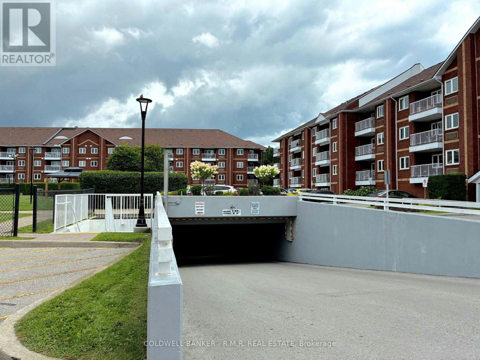 403-189 Lake Driveway WEST W, Ajax, ON, L1S 7J1 - 37