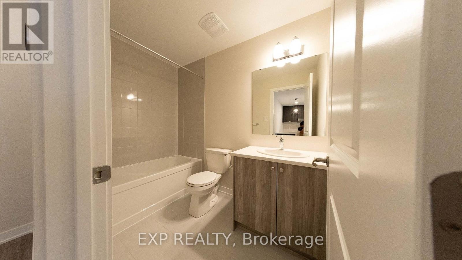 206 Lillian Freiman Private, Ottawa, ON, K2J 6Z8 - 8