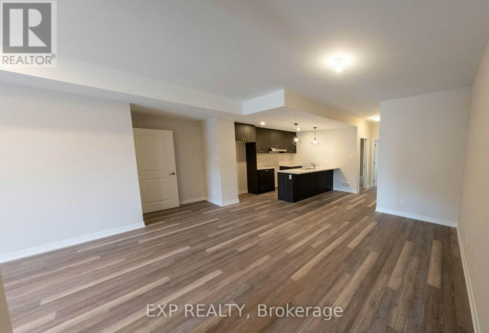 206 Lillian Freiman Private, Ottawa, ON, K2J 6Z8 - 3