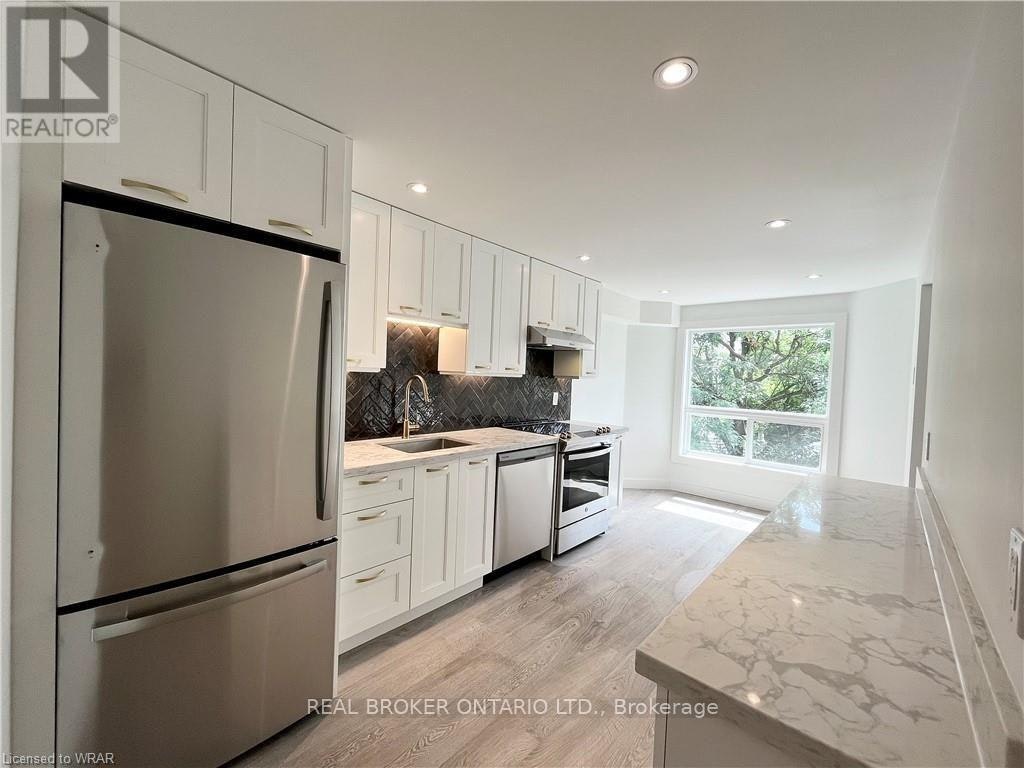 412 Exmoor Street, Waterloo, ON, N2K 3T1 - 4