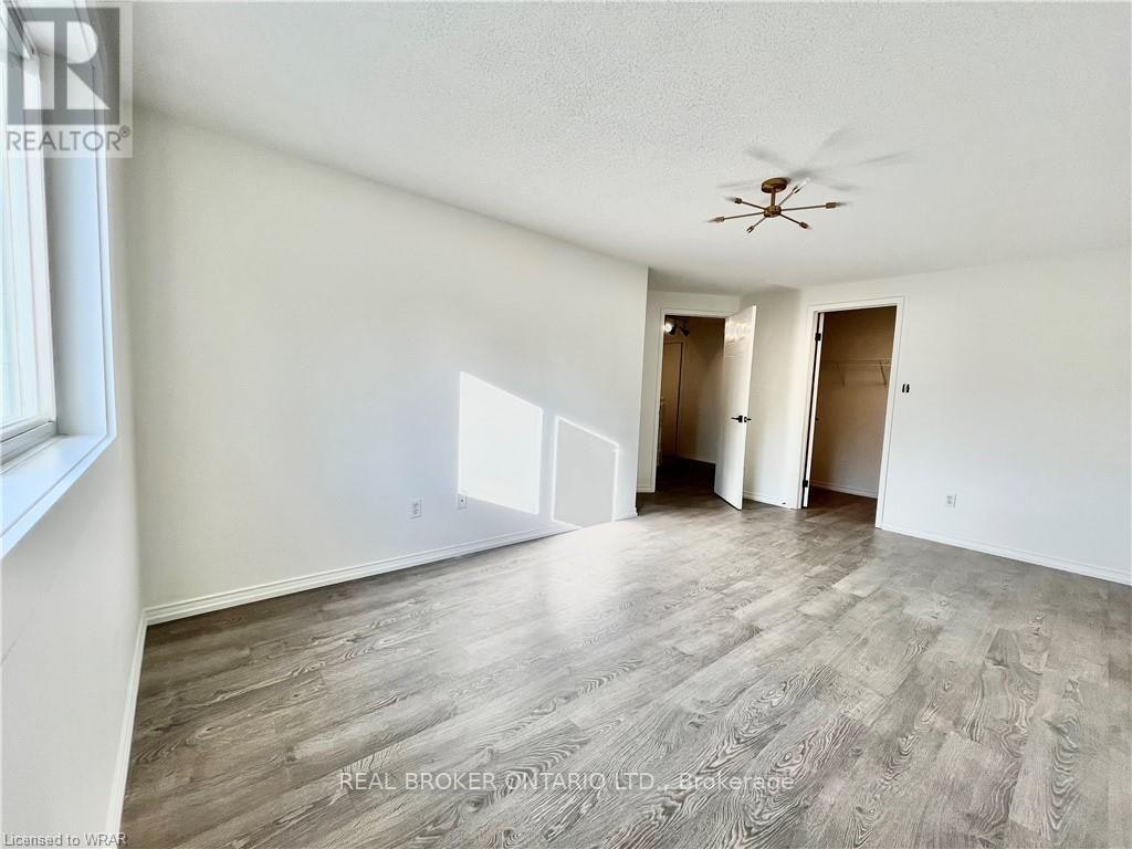412 Exmoor Street, Waterloo, ON, N2K 3T1 - 9