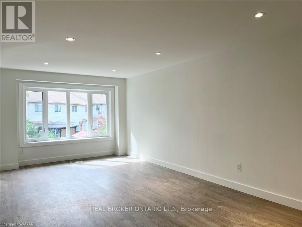 412 Exmoor Street, Waterloo, ON, N2K 3T1 - 6