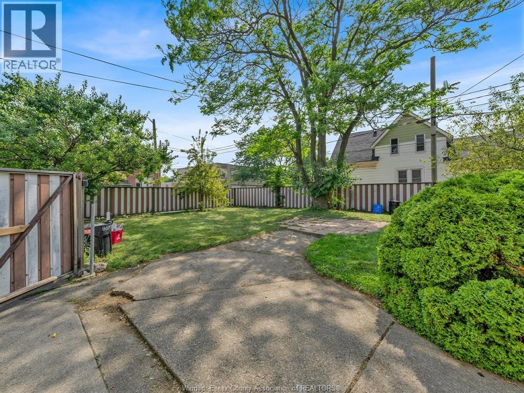 Upper-677 Marentette, Windsor, ON, N9A 1Z3 - 26