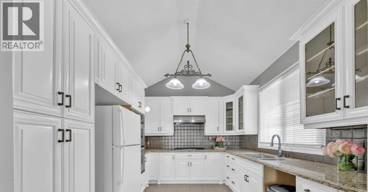Upper-677 Marentette, Windsor, ON, N9A 1Z3 - 13