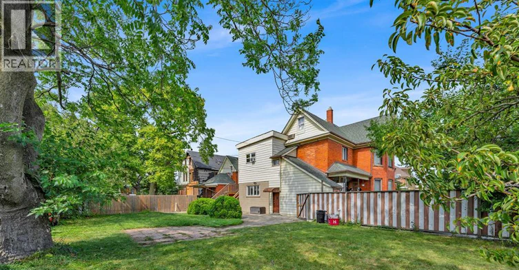 Upper-677 Marentette, Windsor, ON, N9A 1Z3 - 27