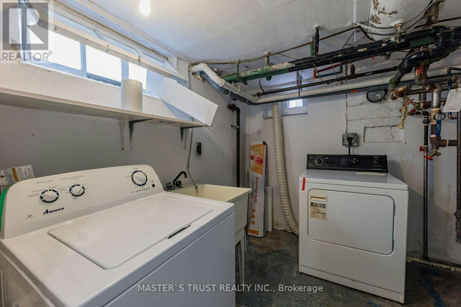 BSMT-140 Davisville Avenue, Toronto, ON, M4S 1E8 - 21