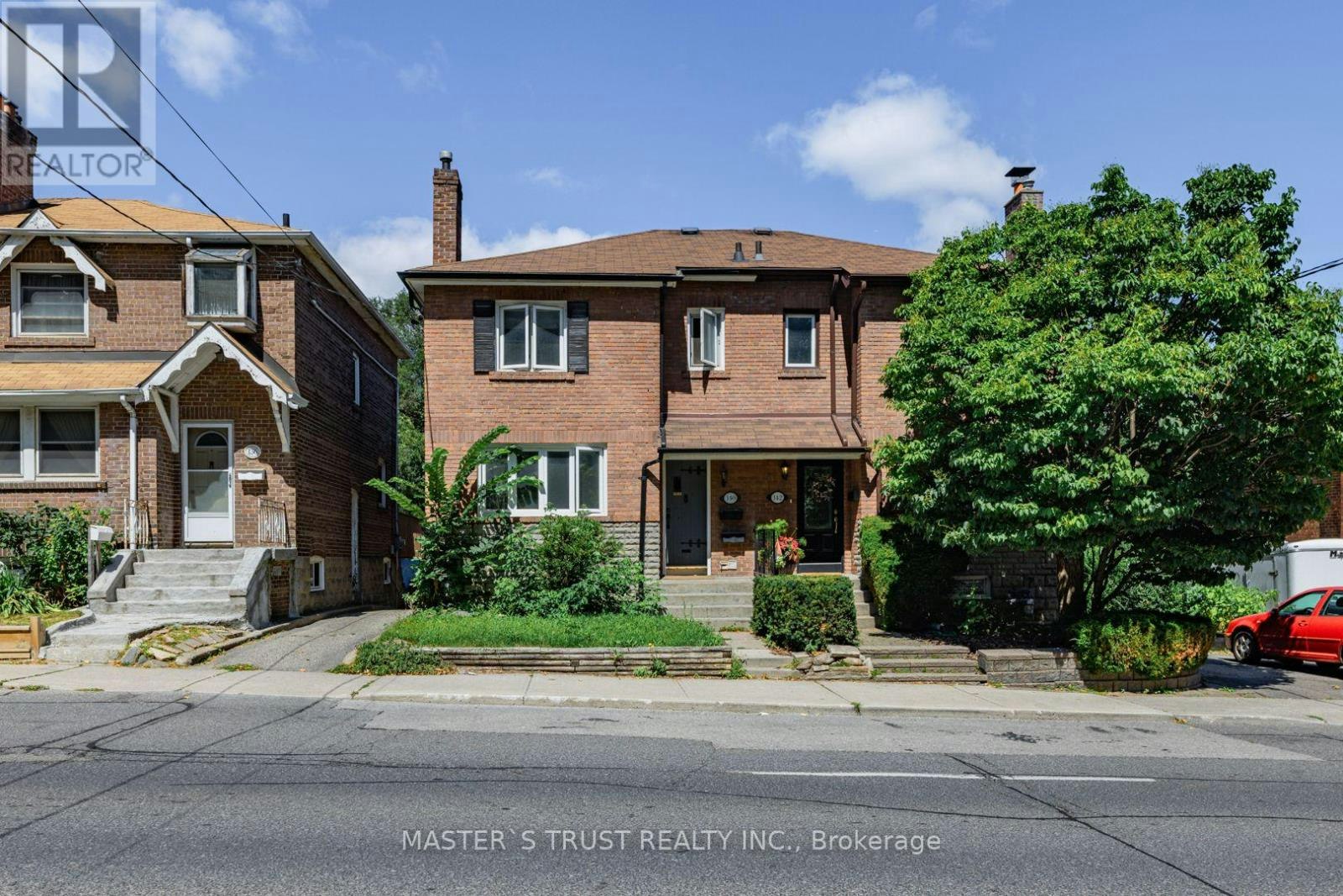 BSMT-140 Davisville Avenue, Toronto, ON, M4S 1E8
