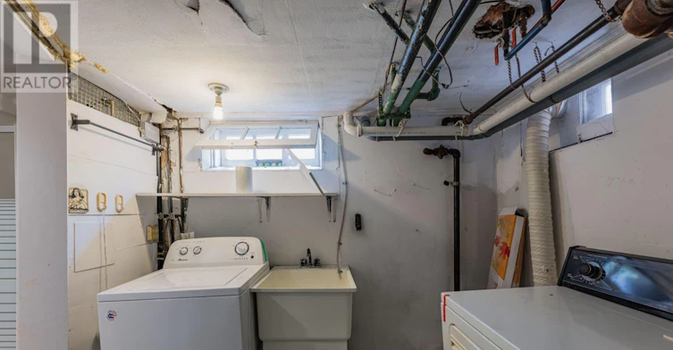 BSMT-140 Davisville Avenue, Toronto, ON, M4S 1E8 - 22