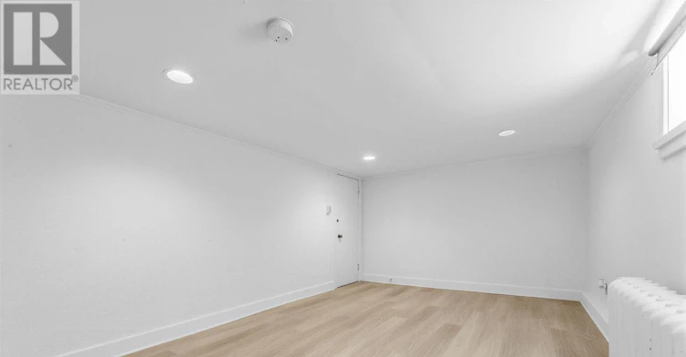 BSMT-140 Davisville Avenue, Toronto, ON, M4S 1E8 - 17