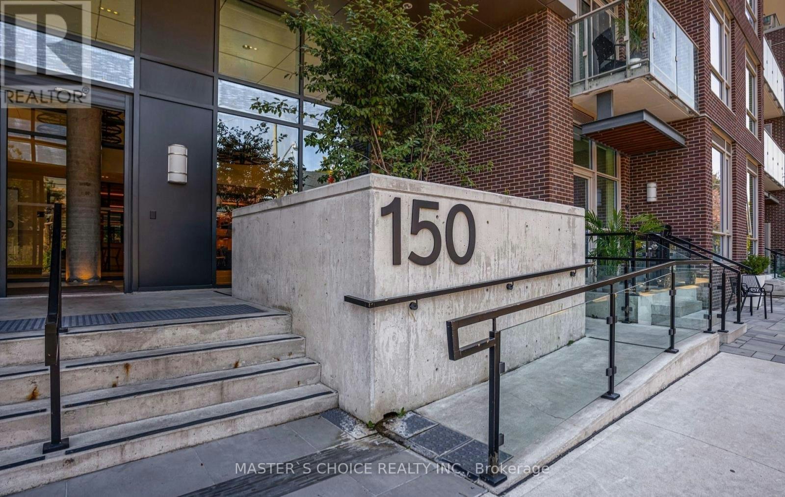 323-150 Logan Avenue, Toronto, ON, M4M 0E4 - 2