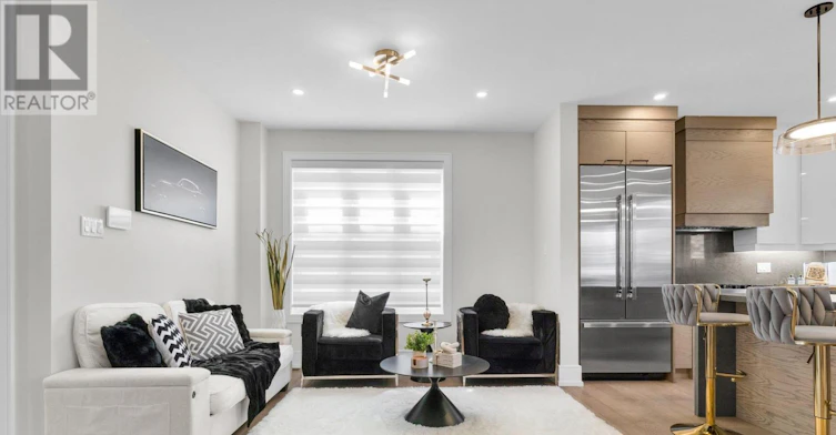 46 Sunnypoint Crescent, Toronto, ON, M1M 1B9 - 9