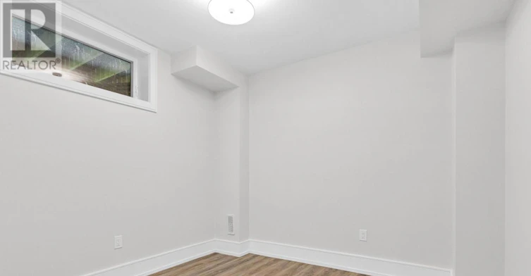 46 Sunnypoint Crescent, Toronto, ON, M1M 1B9 - 34