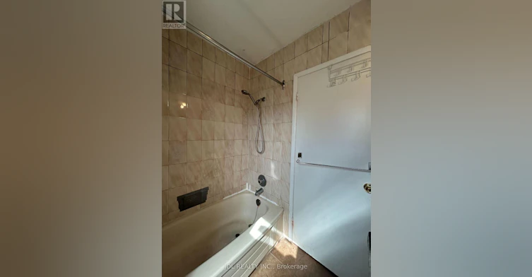 THREE Bedroom Main Floor 8 Highwood Ave Avenue, Toronto, ON, M1R 2E4 - 11