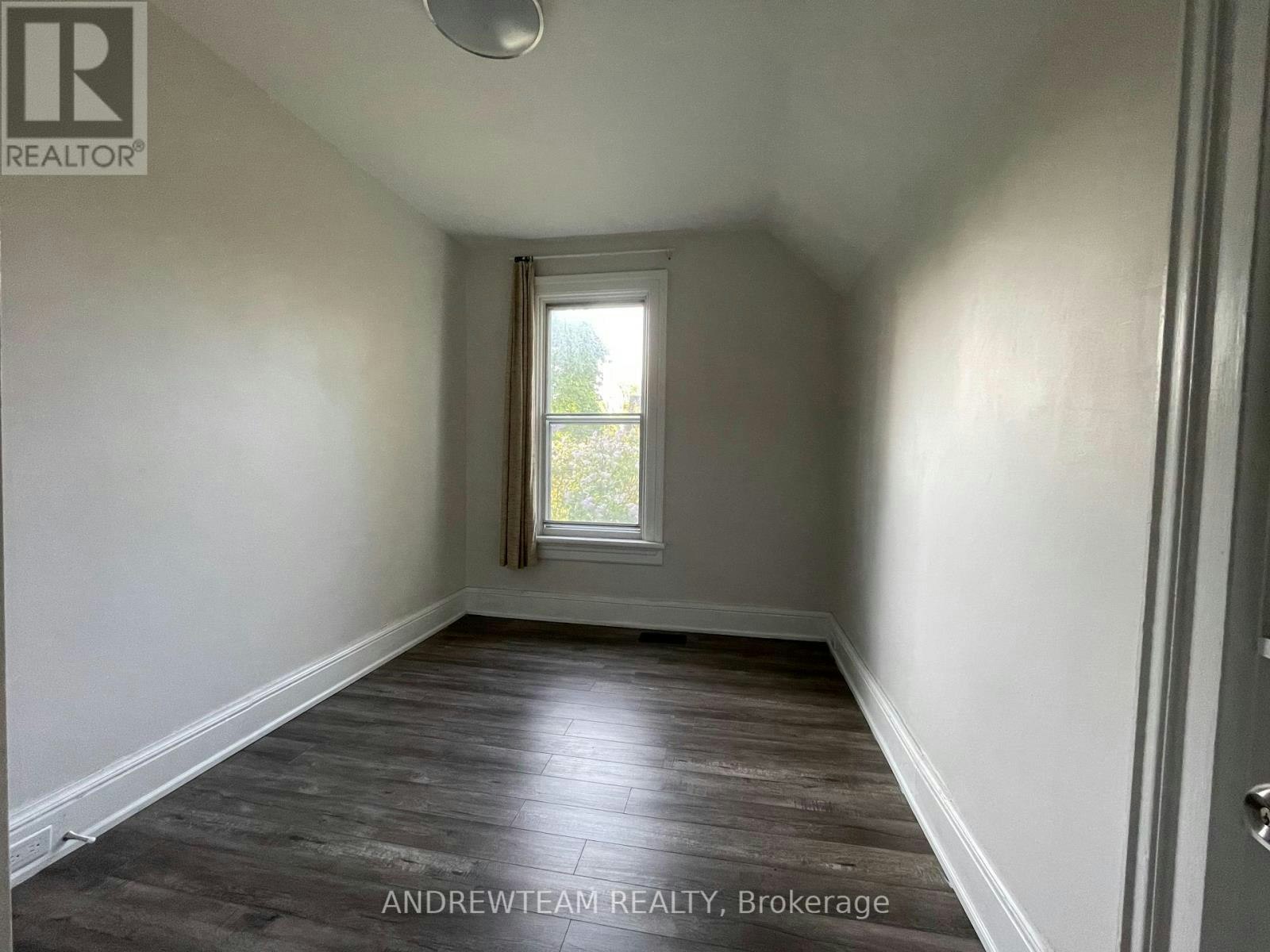 3 Church Street S, Richmond Hill, ON, L4C 1W1 - 6