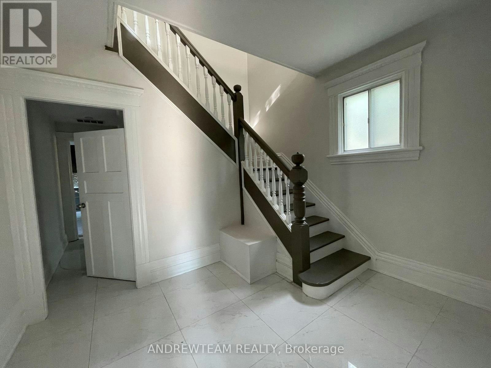 3 Church Street S, Richmond Hill, ON, L4C 1W1 - 13