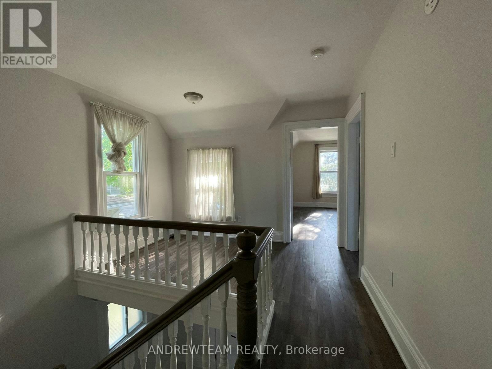 3 Church Street S, Richmond Hill, ON, L4C 1W1 - 9
