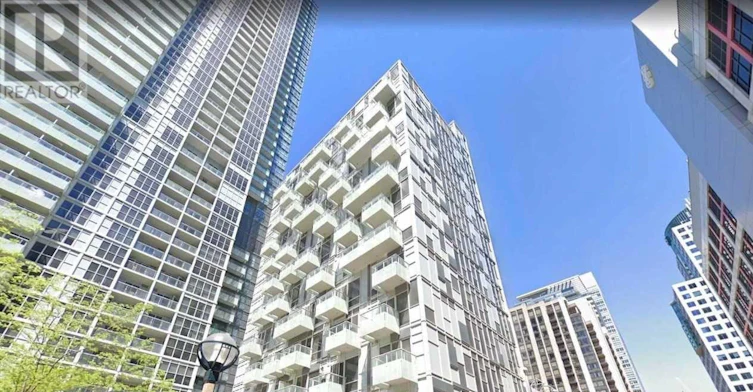 220-20 John Street, Toronto, ON, M5V 0G5