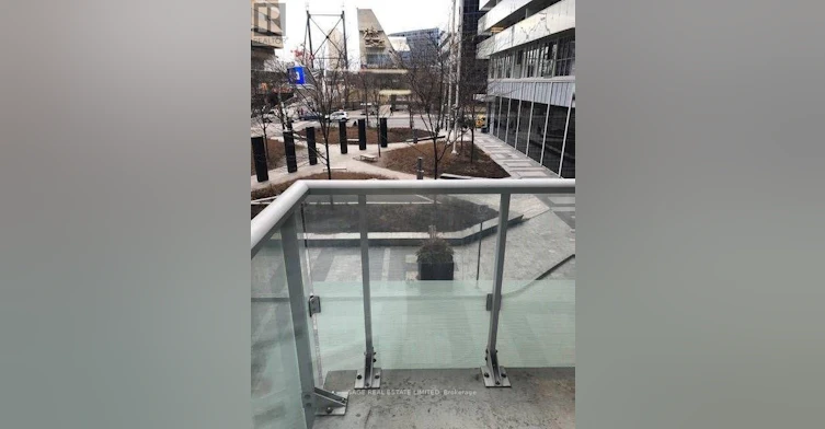 220-20 John Street, Toronto, ON, M5V 0G5 - 6