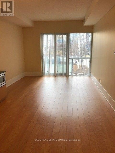 220-20 John Street, Toronto, ON, M5V 0G5 - 2