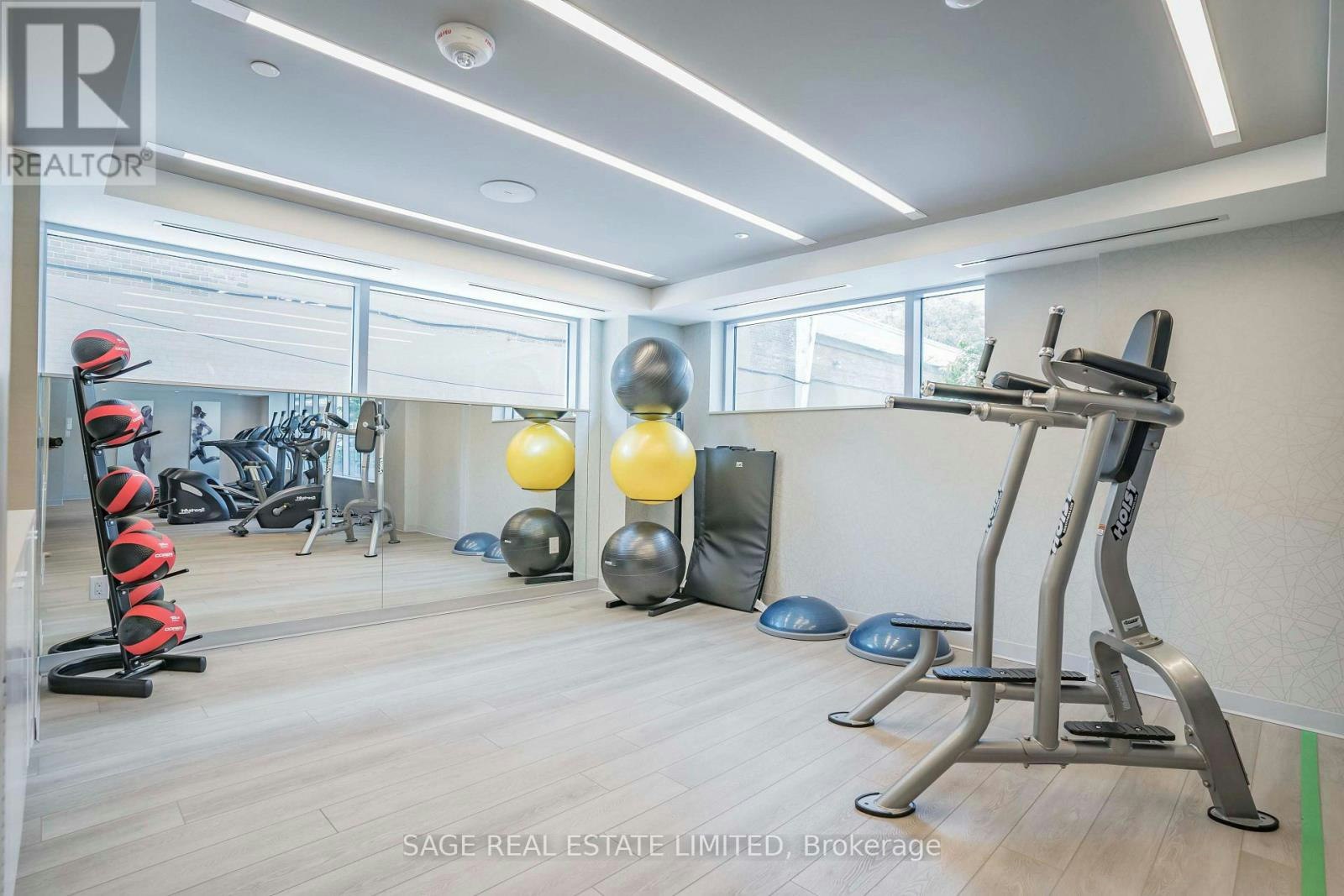 1105-50 Mccaul Street, Toronto, ON, M5T 0B6 - 7