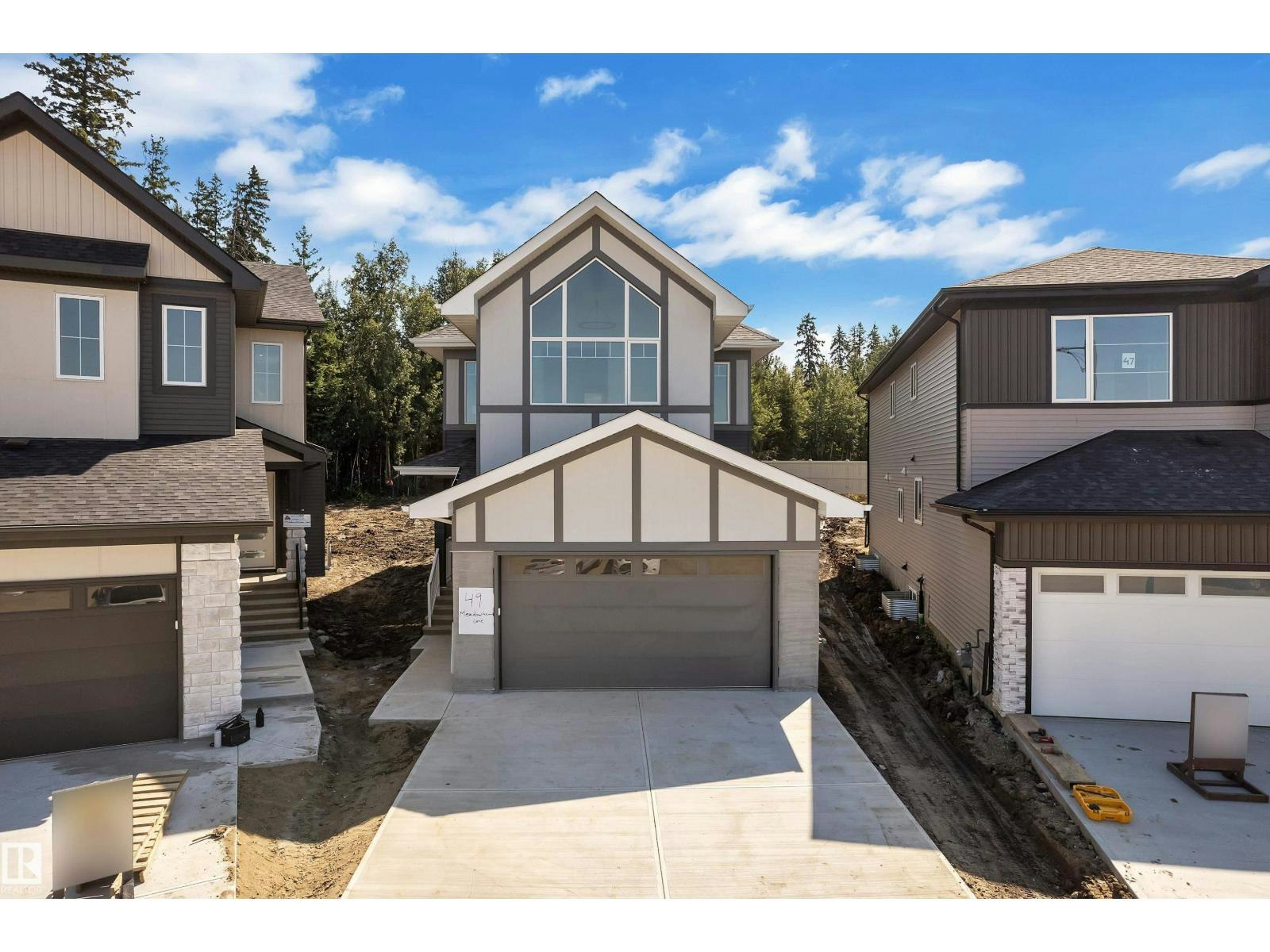 49 Meadowgrove Lane, Mclaughlin, Spruce Grove, AB, T7X 0W2