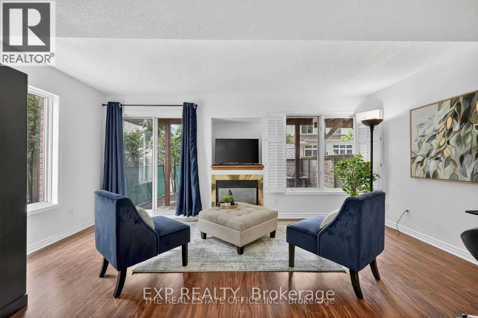 106 Corsica Private W, Ottawa, ON, K1G 5Y1 - 2
