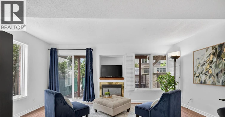 106 Corsica Private W, Ottawa, ON, K1G 5Y1 - 2