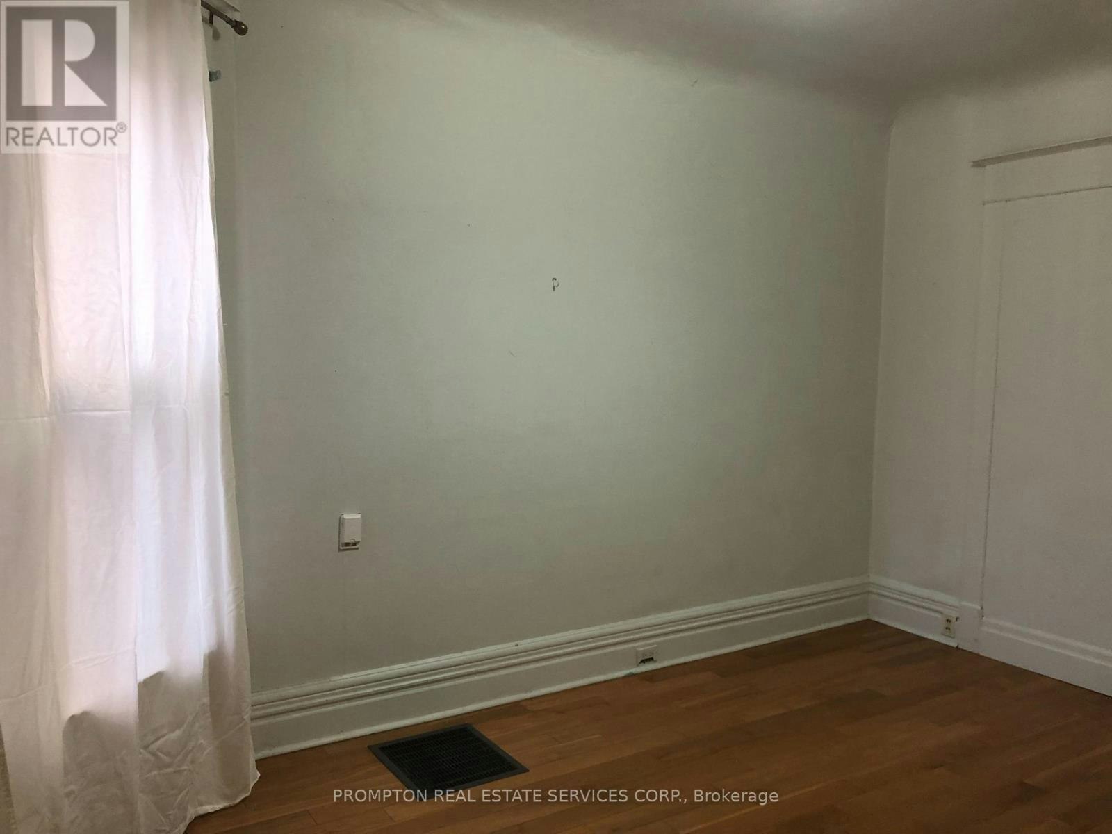 700 Dufferin Street, Toronto, ON, M6K 2B7 - 5