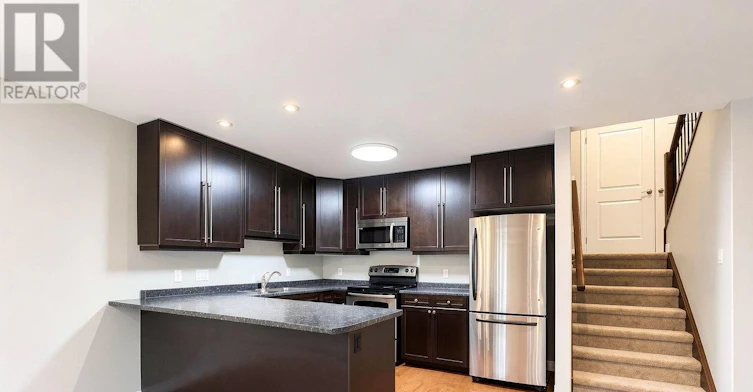 1054 Oakcrossing Gate, London, ON, N6H 0E9 - 8