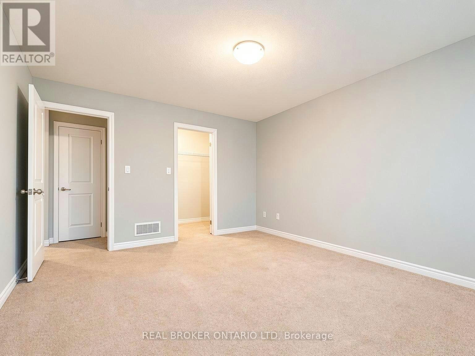 1054 Oakcrossing Gate, London, ON, N6H 0E9 - 14
