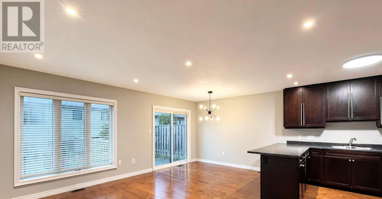 1054 Oakcrossing Gate, London, ON, N6H 0E9 - 6