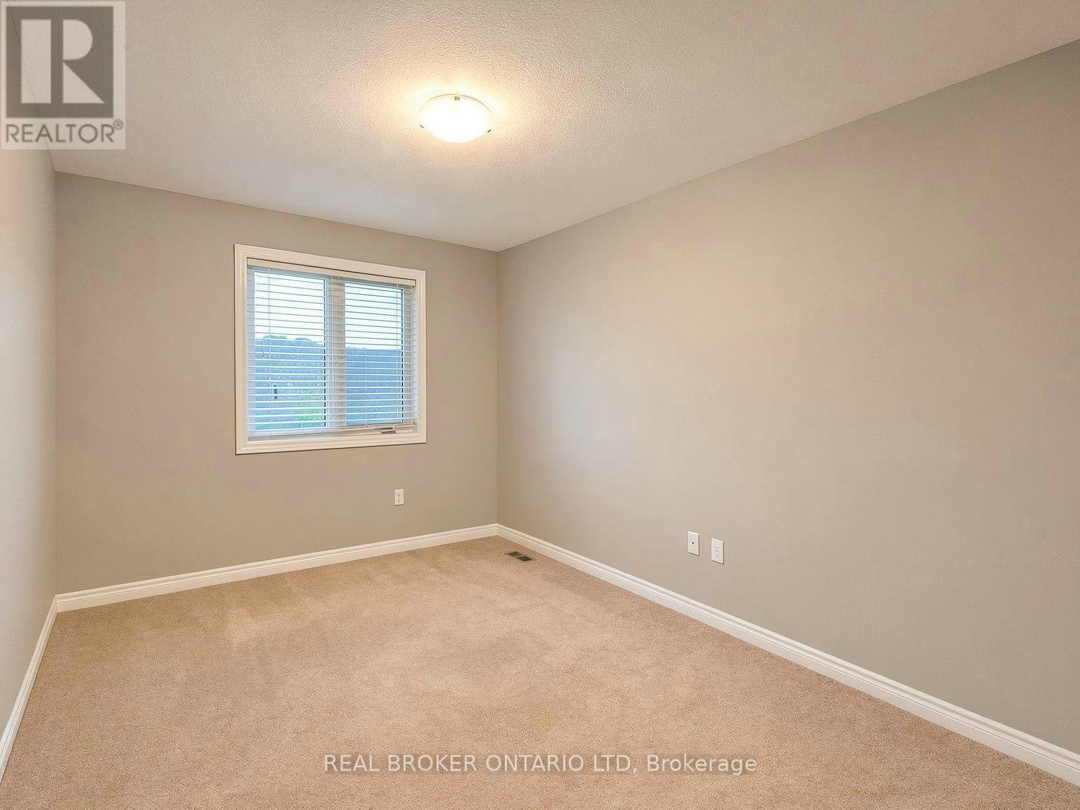 1054 Oakcrossing Gate, London, ON, N6H 0E9 - 19