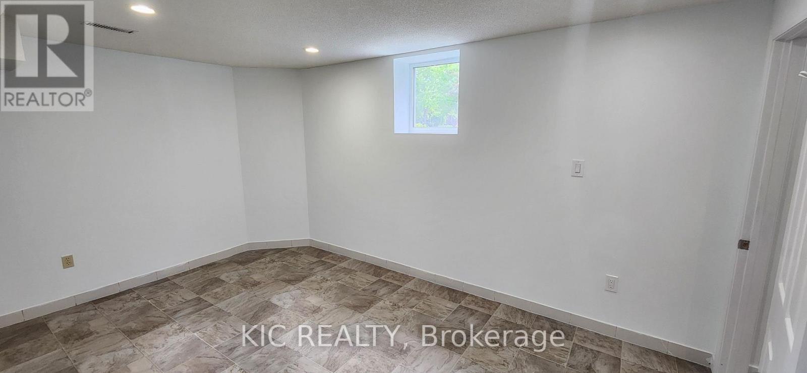 618 Ponting Place, Newmarket, ON, L3X 1T4 - 22