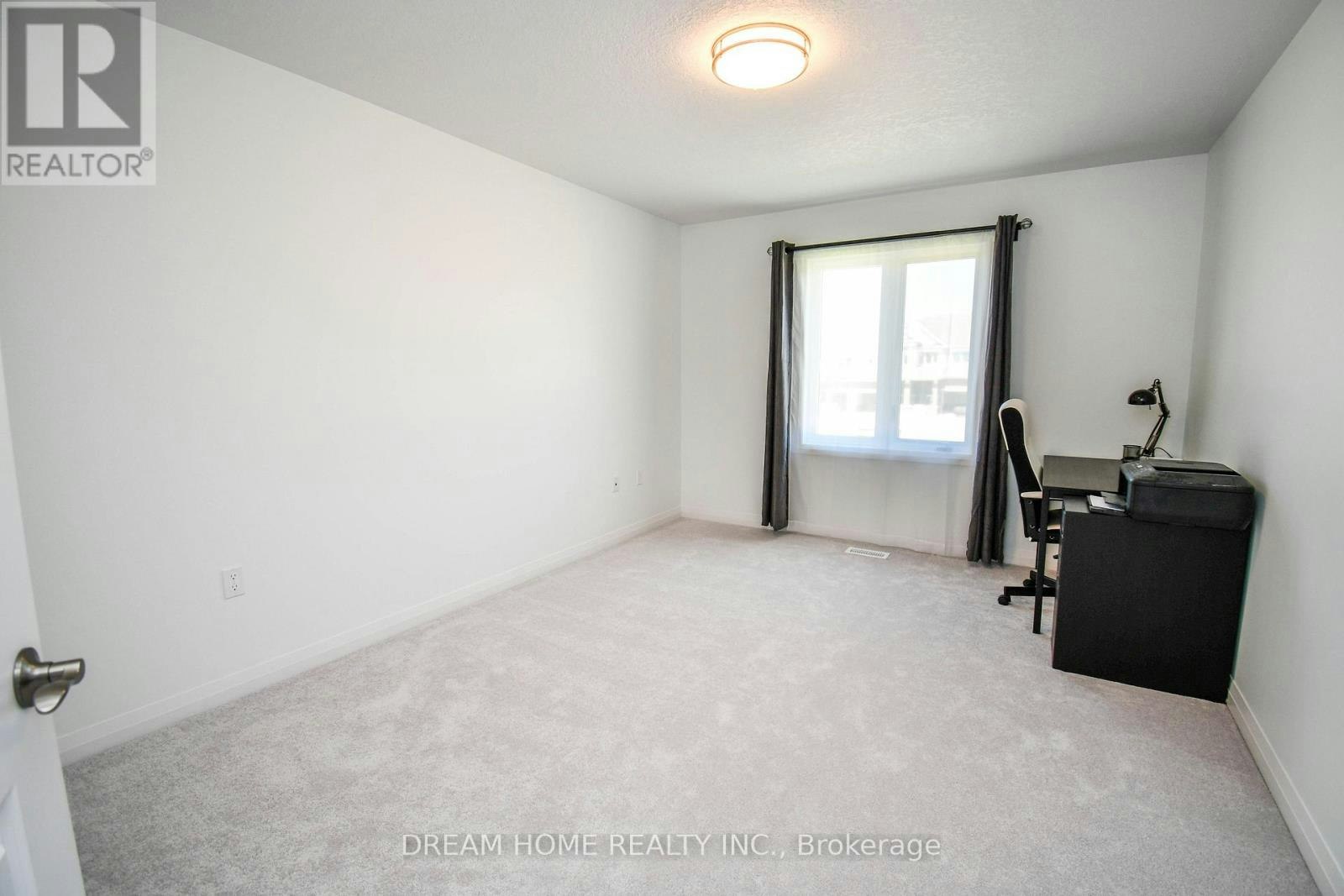 9 Copperhill Heights, Barrie, ON, L9S 0K6 - 28