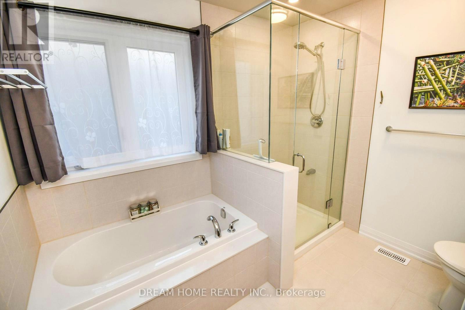 9 Copperhill Heights, Barrie, ON, L9S 0K6 - 23