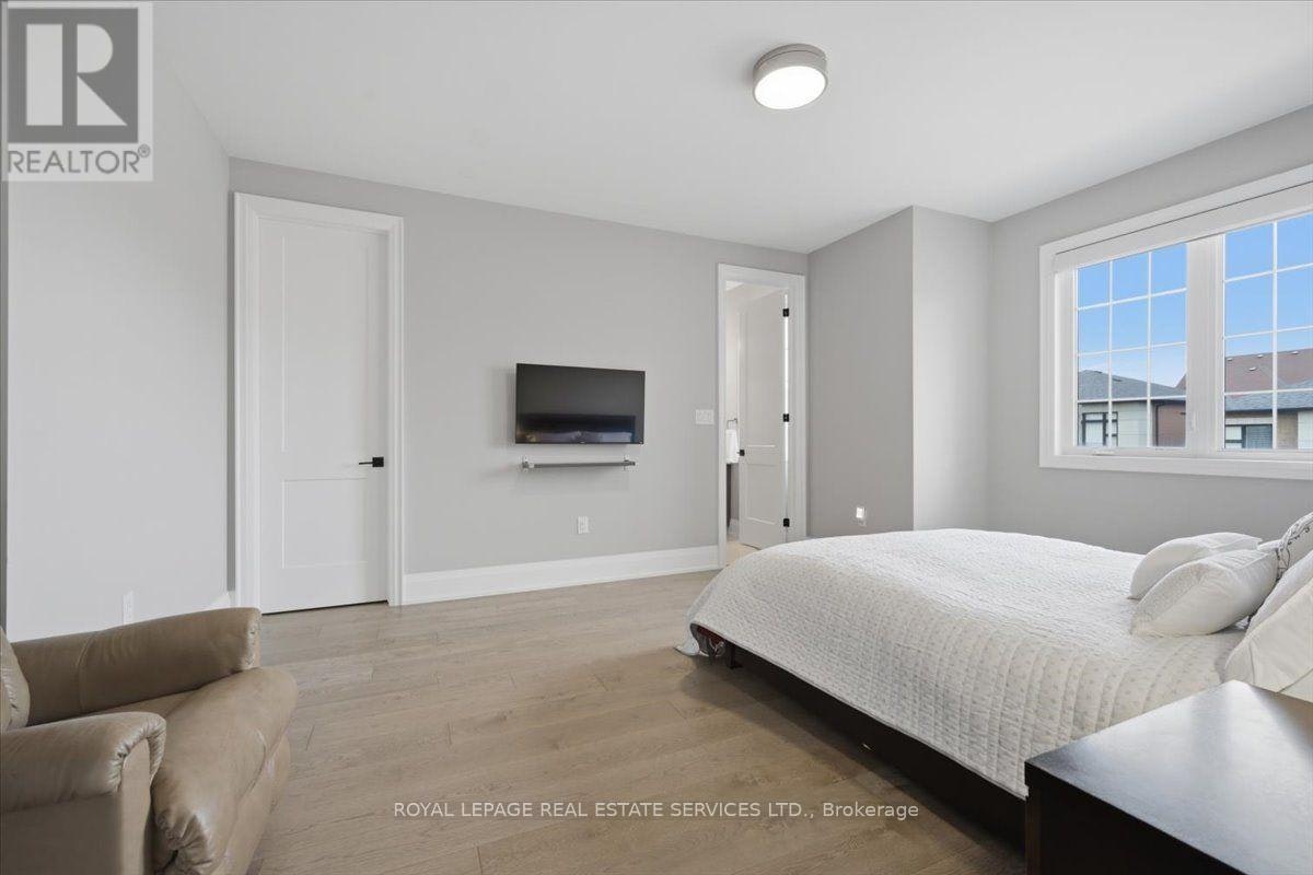 3300 Sunningdale Gardens, Oakville, ON, L6M 5K5 - 32