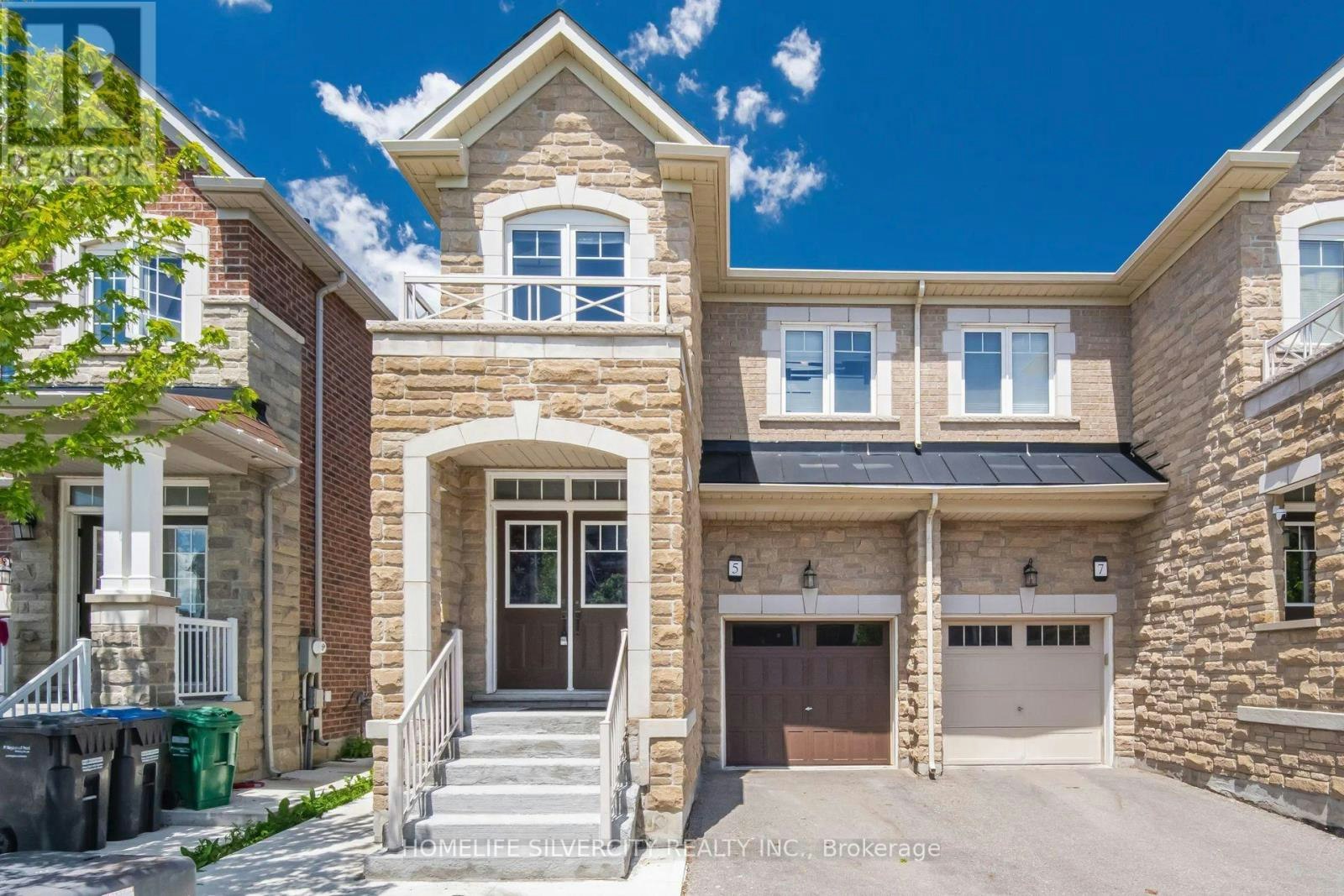 5 Baffin Crescent, Brampton, ON, L7A 4K7