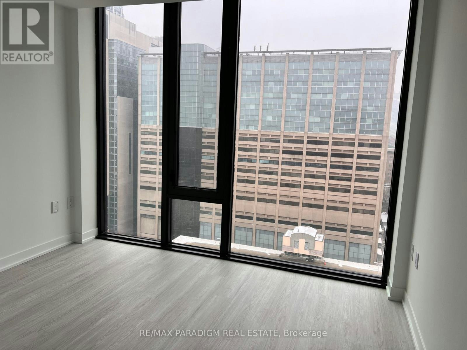 1705-195 Mccaul Street, Toronto, ON, M5T 1W6 - 6