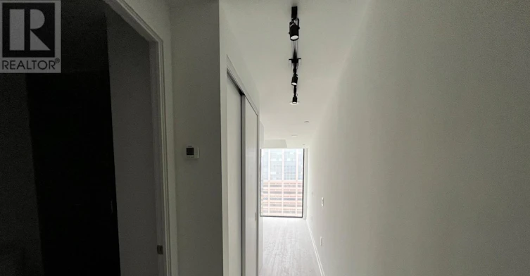 1705-195 Mccaul Street, Toronto, ON, M5T 1W6 - 2