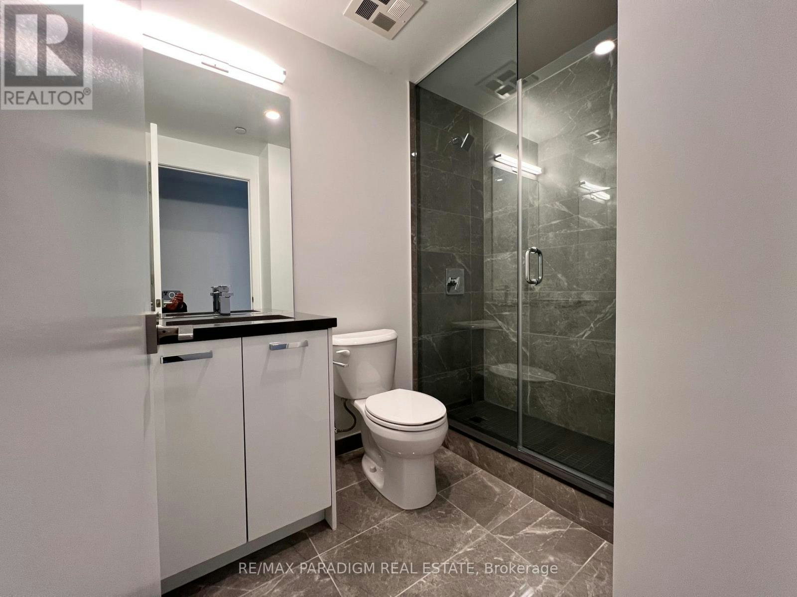 1705-195 Mccaul Street, Toronto, ON, M5T 1W6 - 10